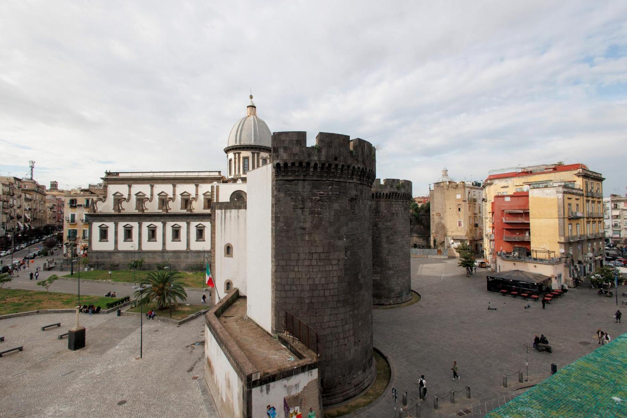 Yourban Hub Naples Exterior photo